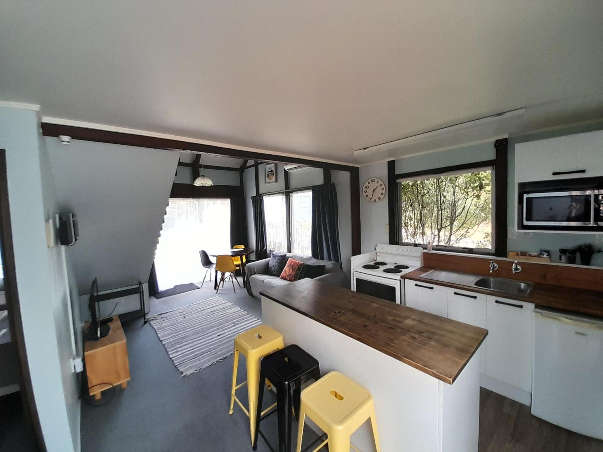 Tokaanu Lodge Motel Туранги Екстериор снимка