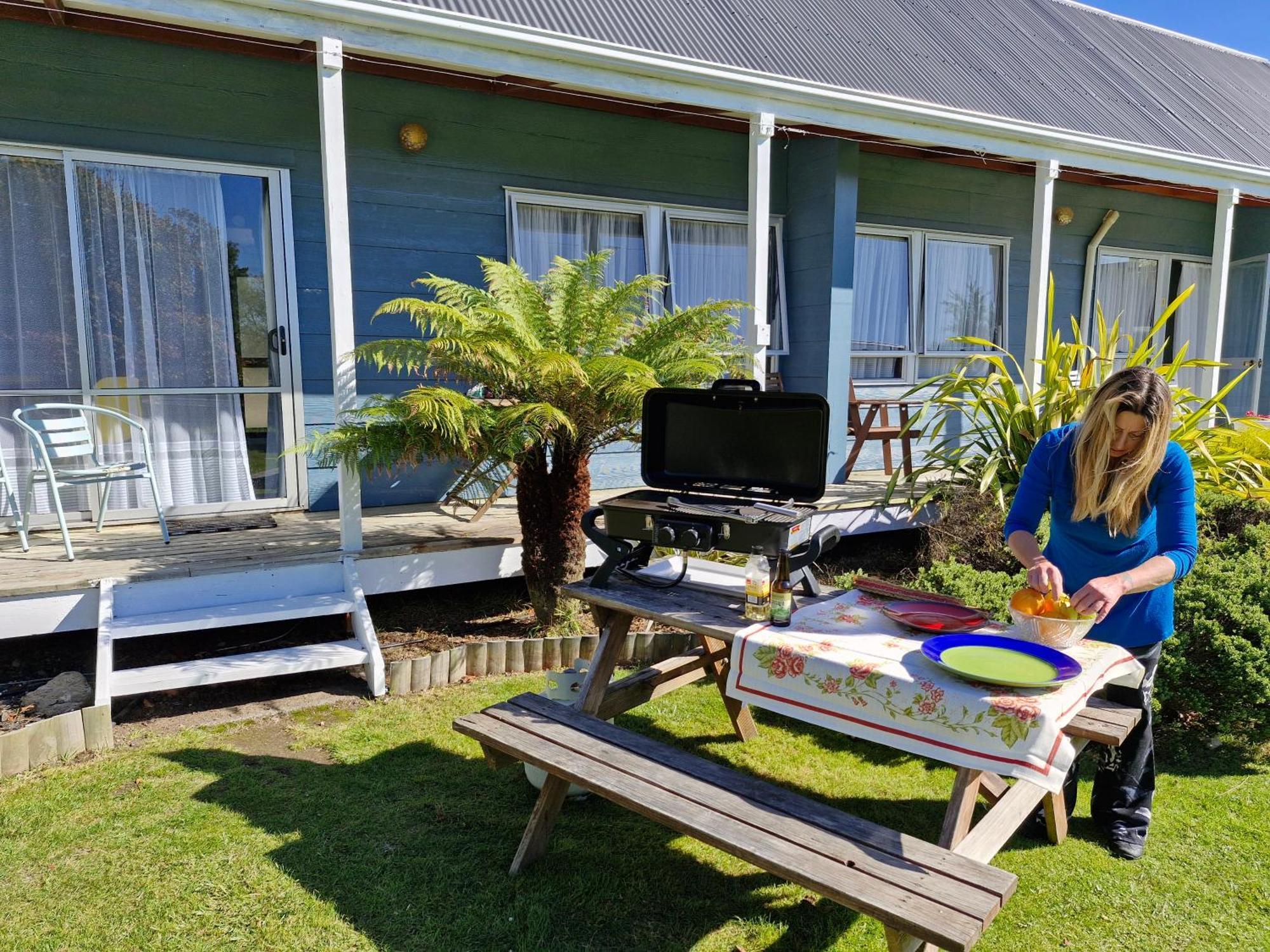 Tokaanu Lodge Motel Туранги Екстериор снимка