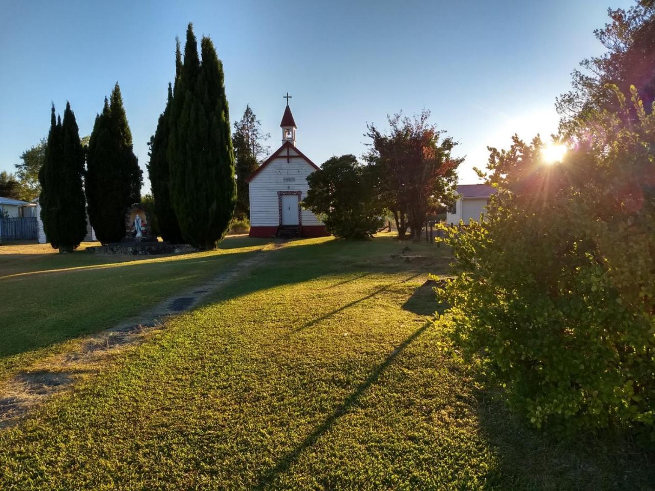 Tokaanu Lodge Motel Туранги Екстериор снимка
